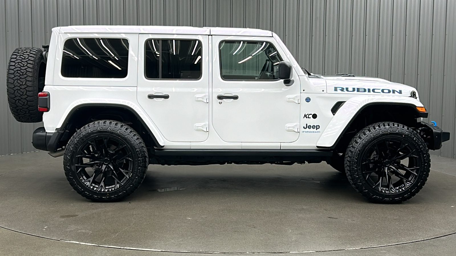 2024 Jeep Wrangler Rubicon X 4xe 6