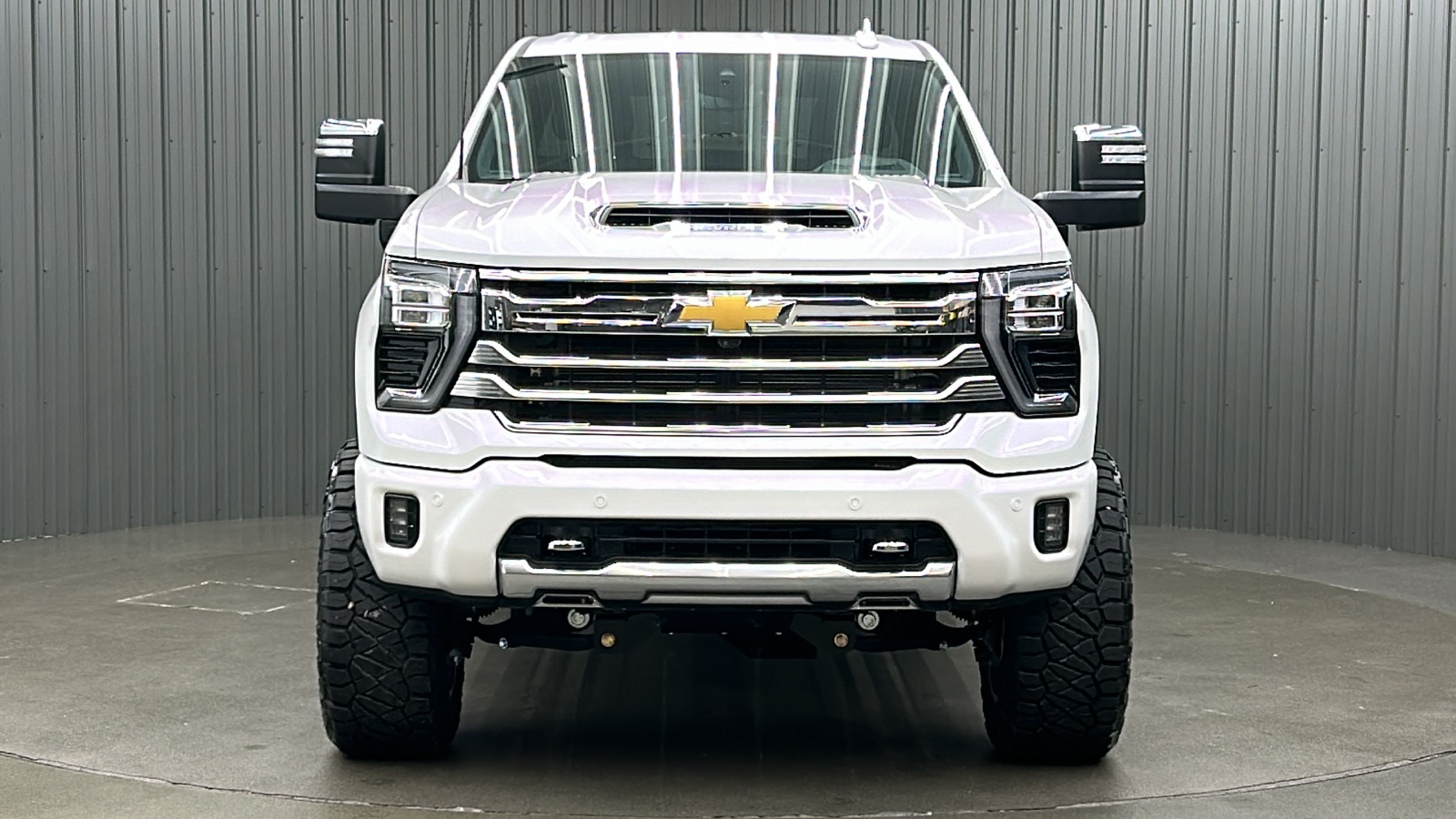 2024 Chevrolet Silverado 3500HD High Country 8