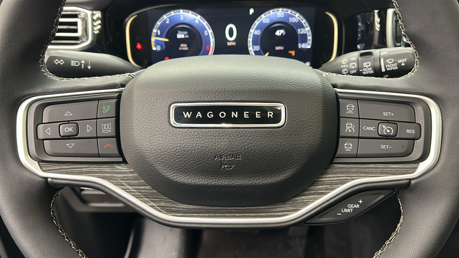 2022 Jeep Wagoneer Series III 25