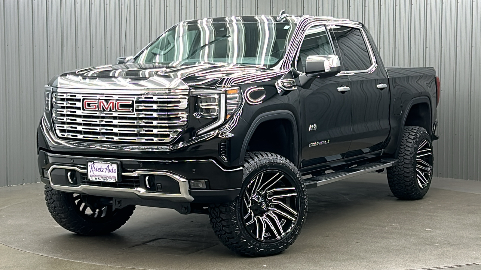 2024 GMC Sierra 1500 Denali 1