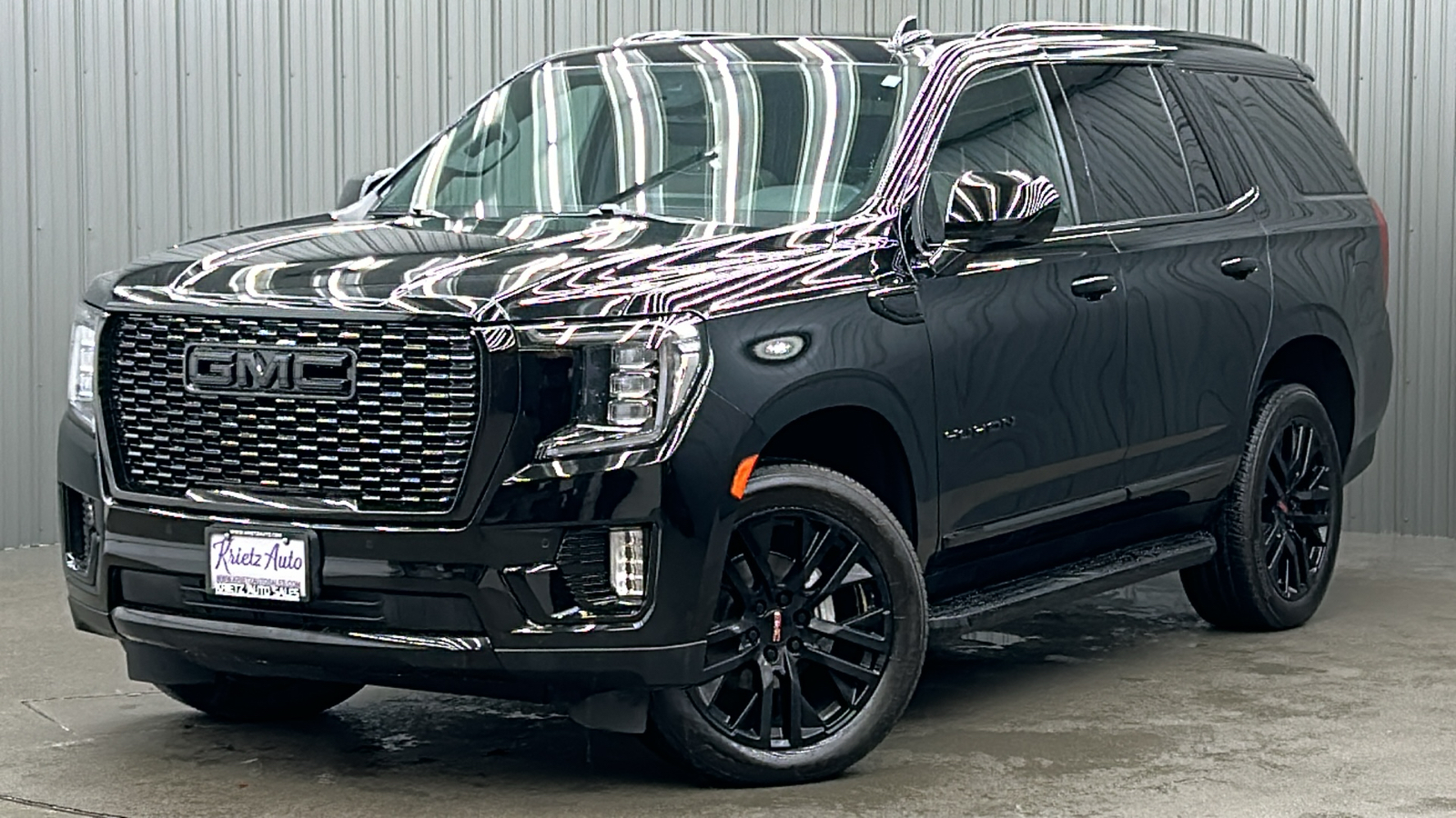 2023 GMC Yukon SLT 1