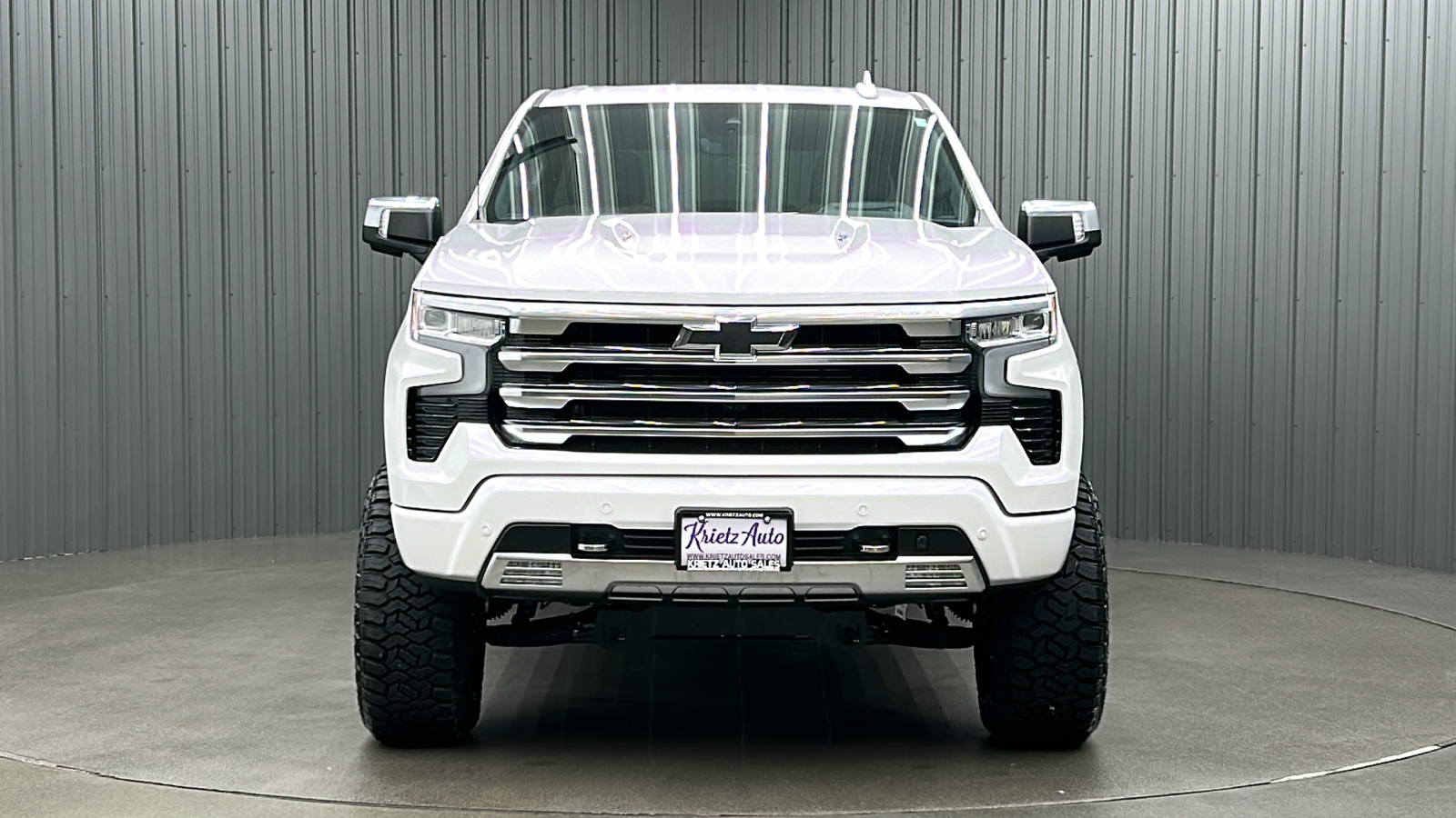 2024 Chevrolet Silverado 1500 High Country 8