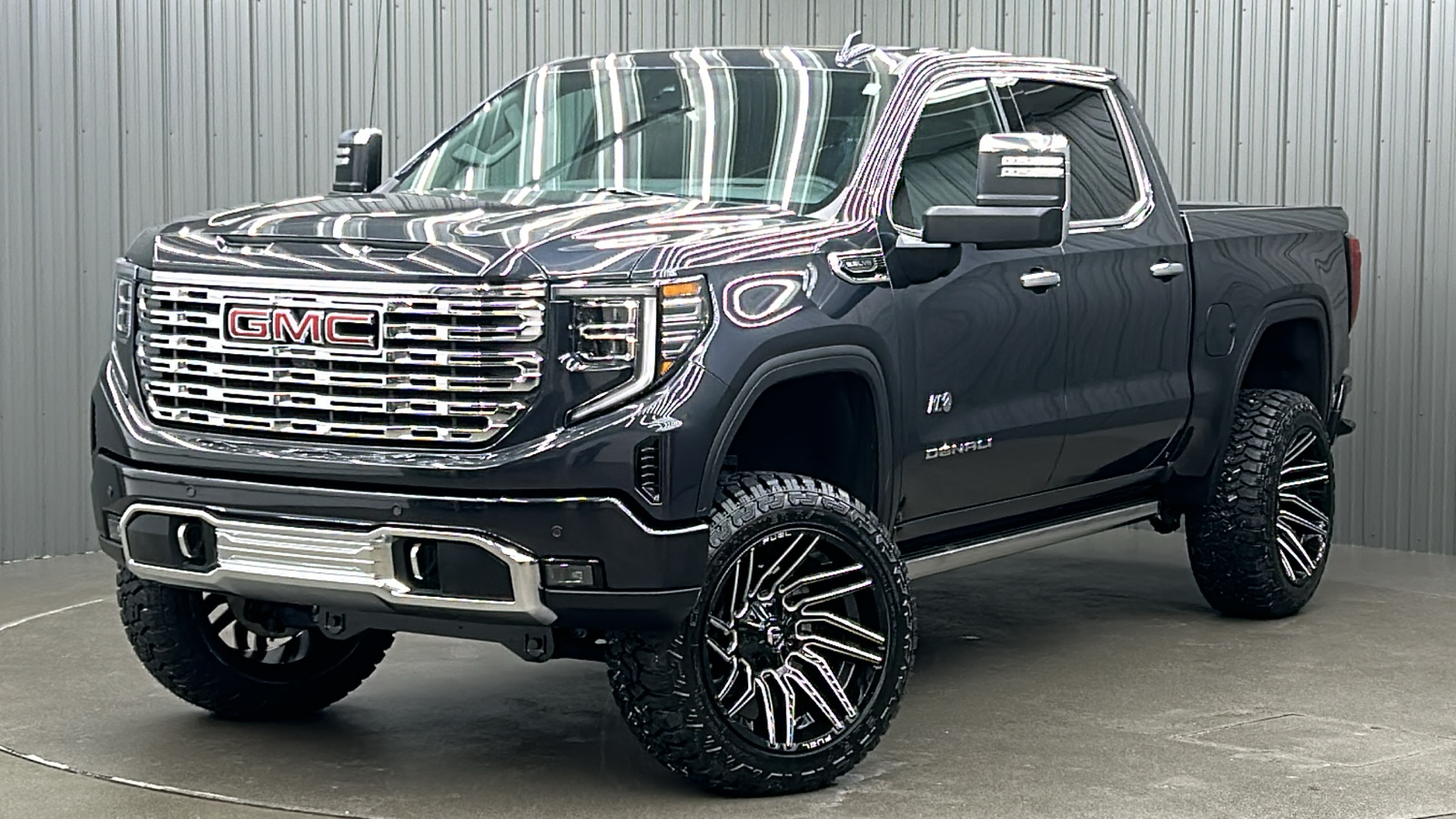 2024 GMC Sierra 1500 Denali 1