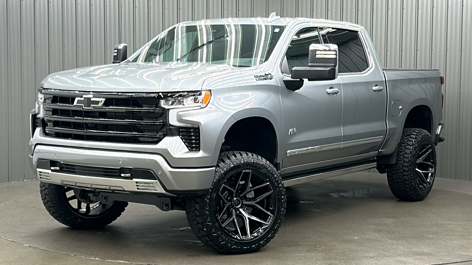 2024 Chevrolet Silverado 1500 High Country 1