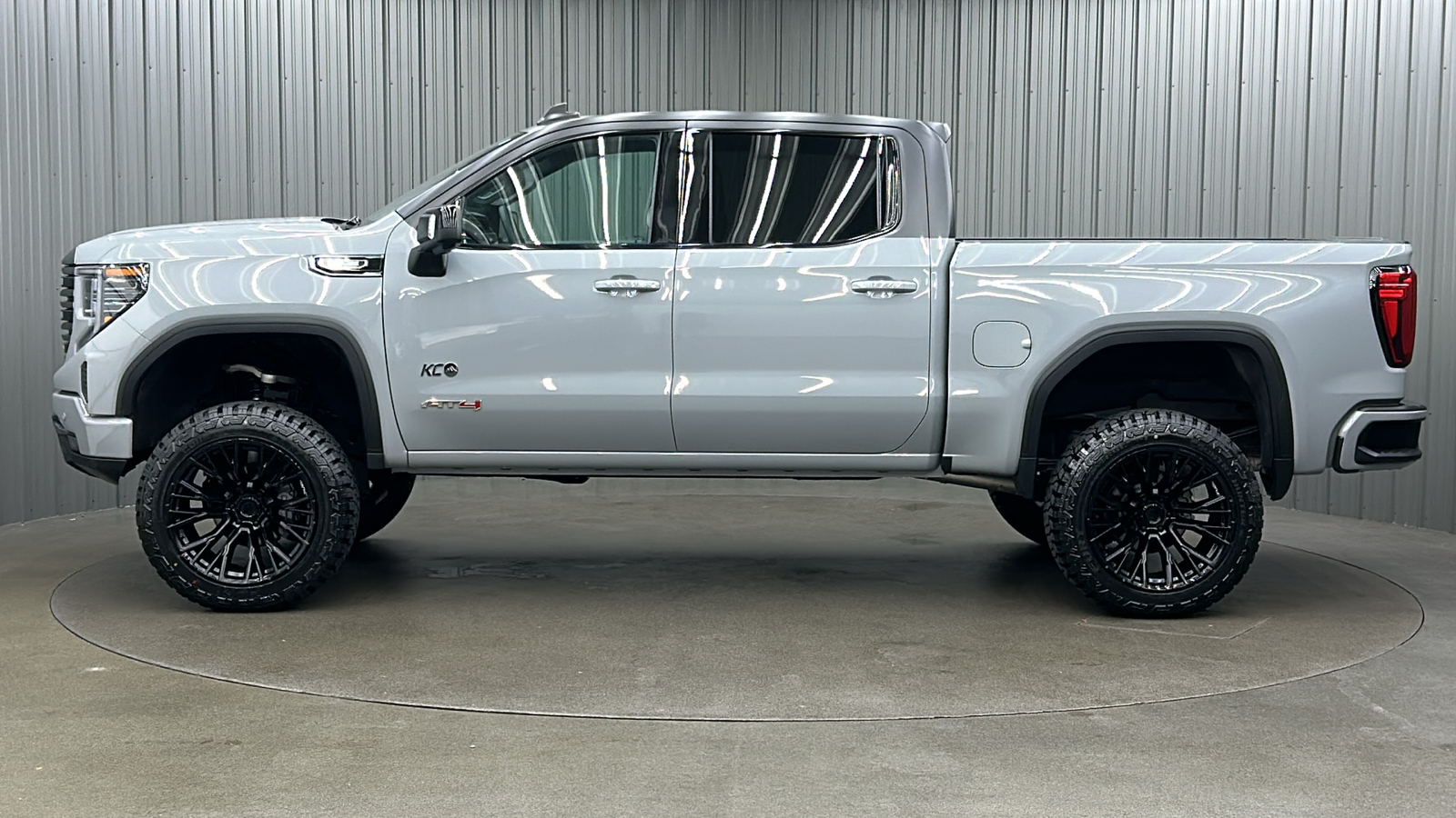 2024 GMC Sierra 1500 AT4 2