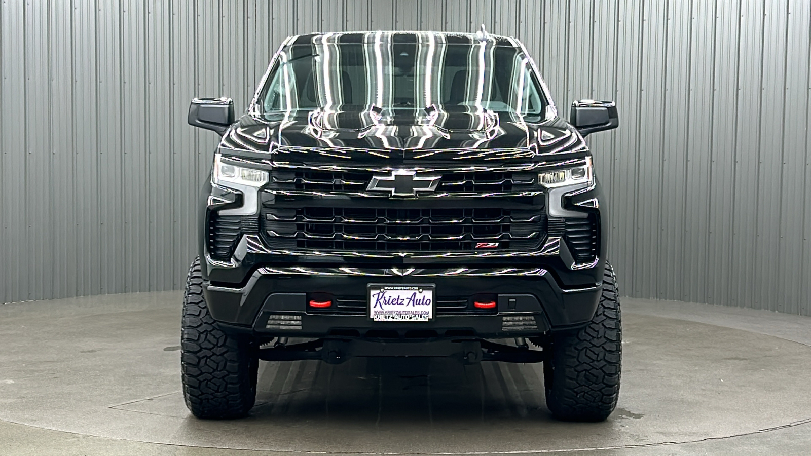 2024 Chevrolet Silverado 1500 LT Trail Boss 8