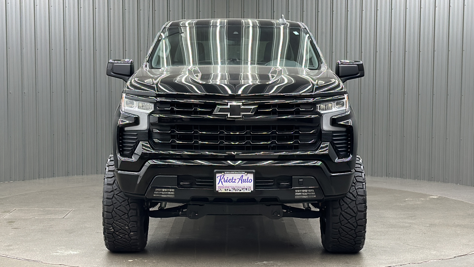 2023 Chevrolet Silverado 1500 RST 8