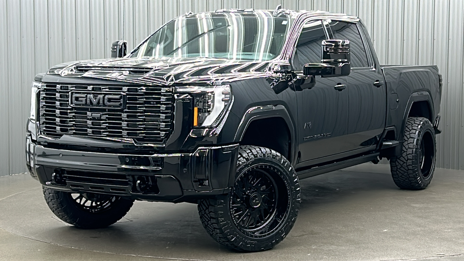 2024 GMC Sierra 2500HD Denali Ultimate 1