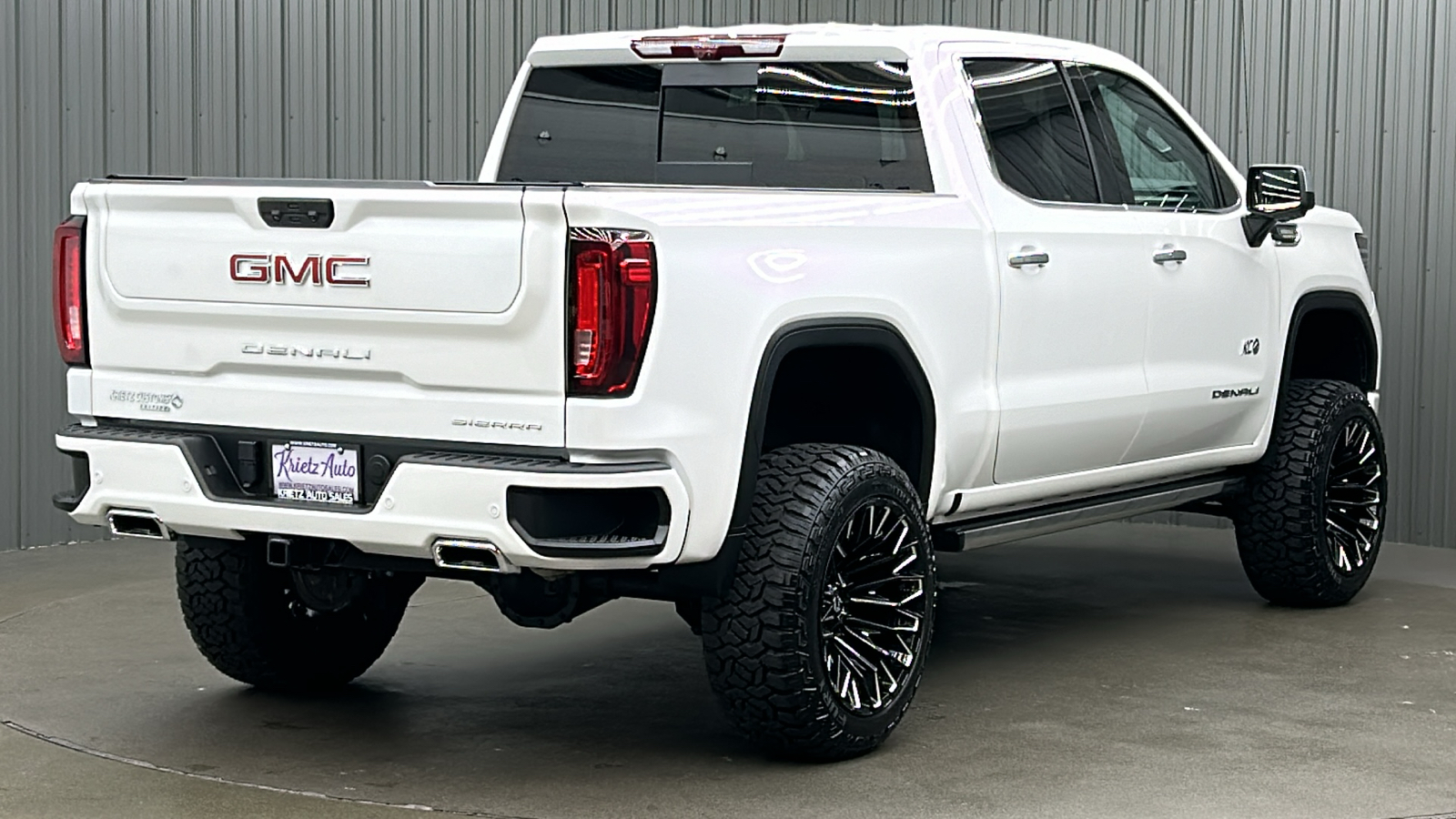 2023 GMC Sierra 1500 Denali 5