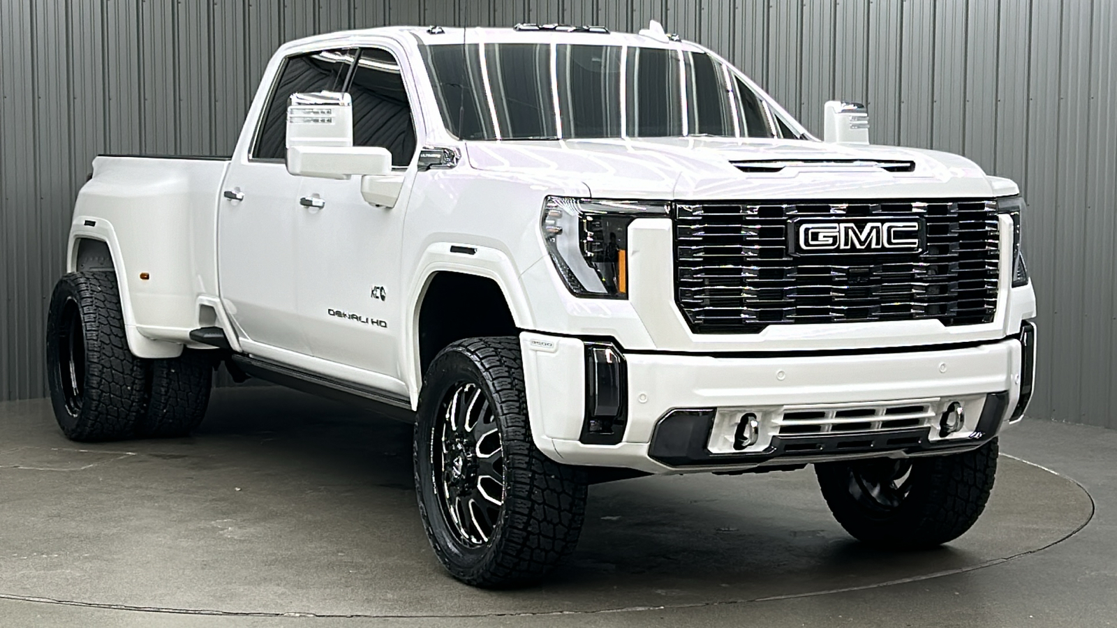 2024 GMC Sierra 3500HD Denali Ultimate 5