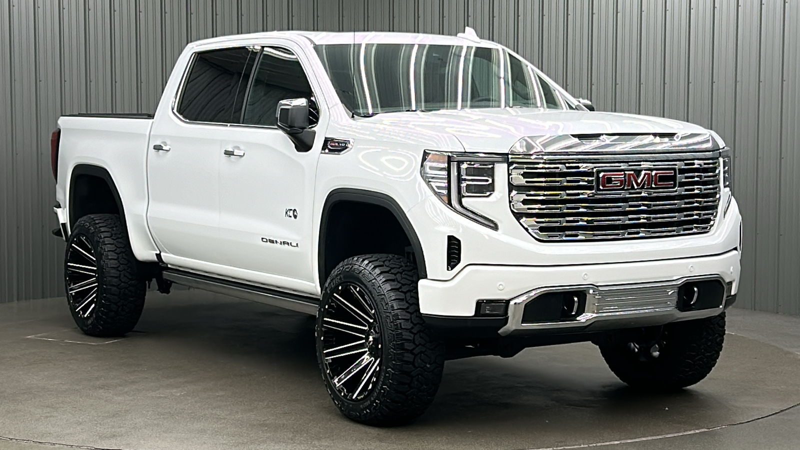 2023 GMC Sierra 1500 Denali 7