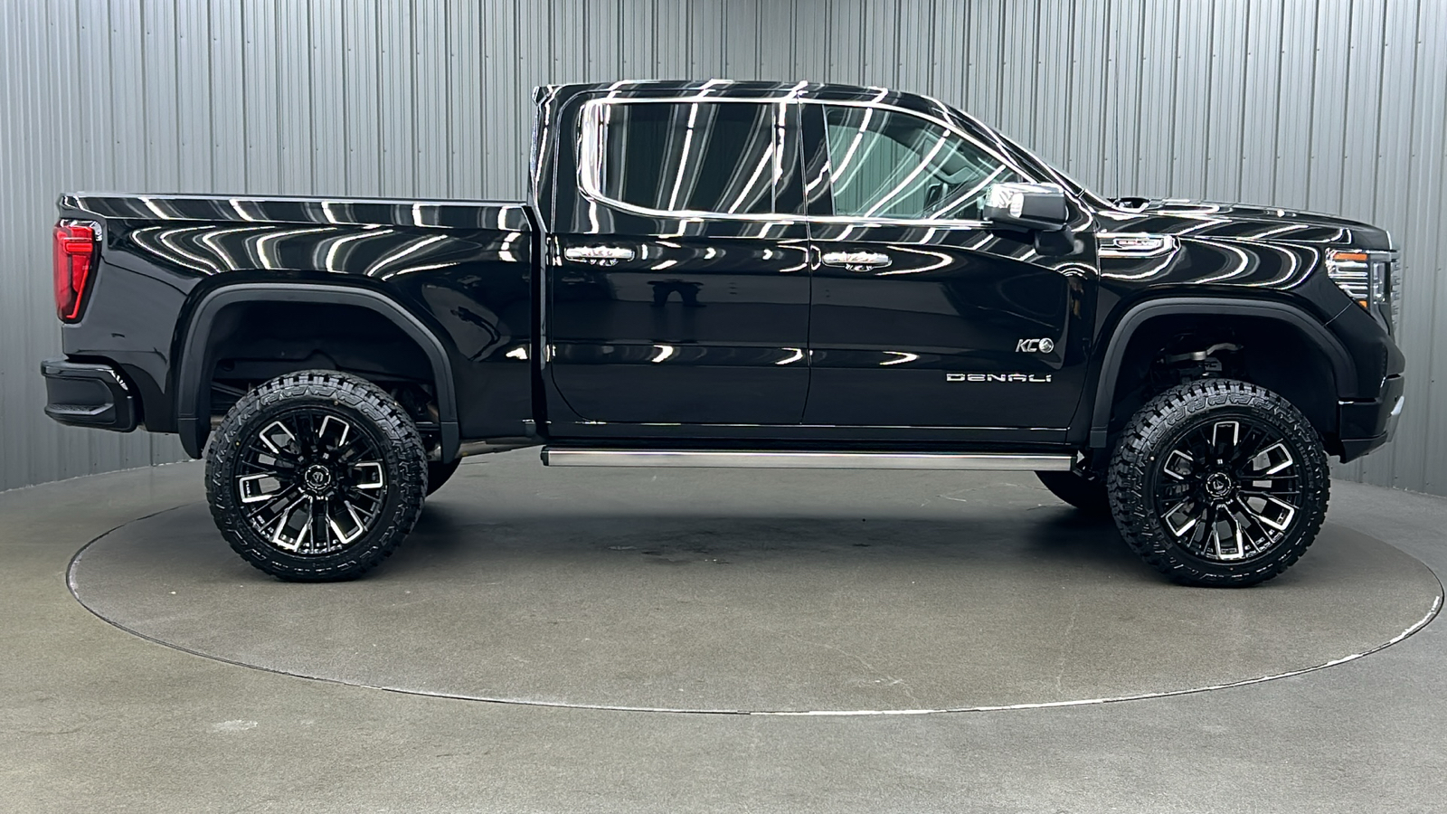 2023 GMC Sierra 1500 Denali 6