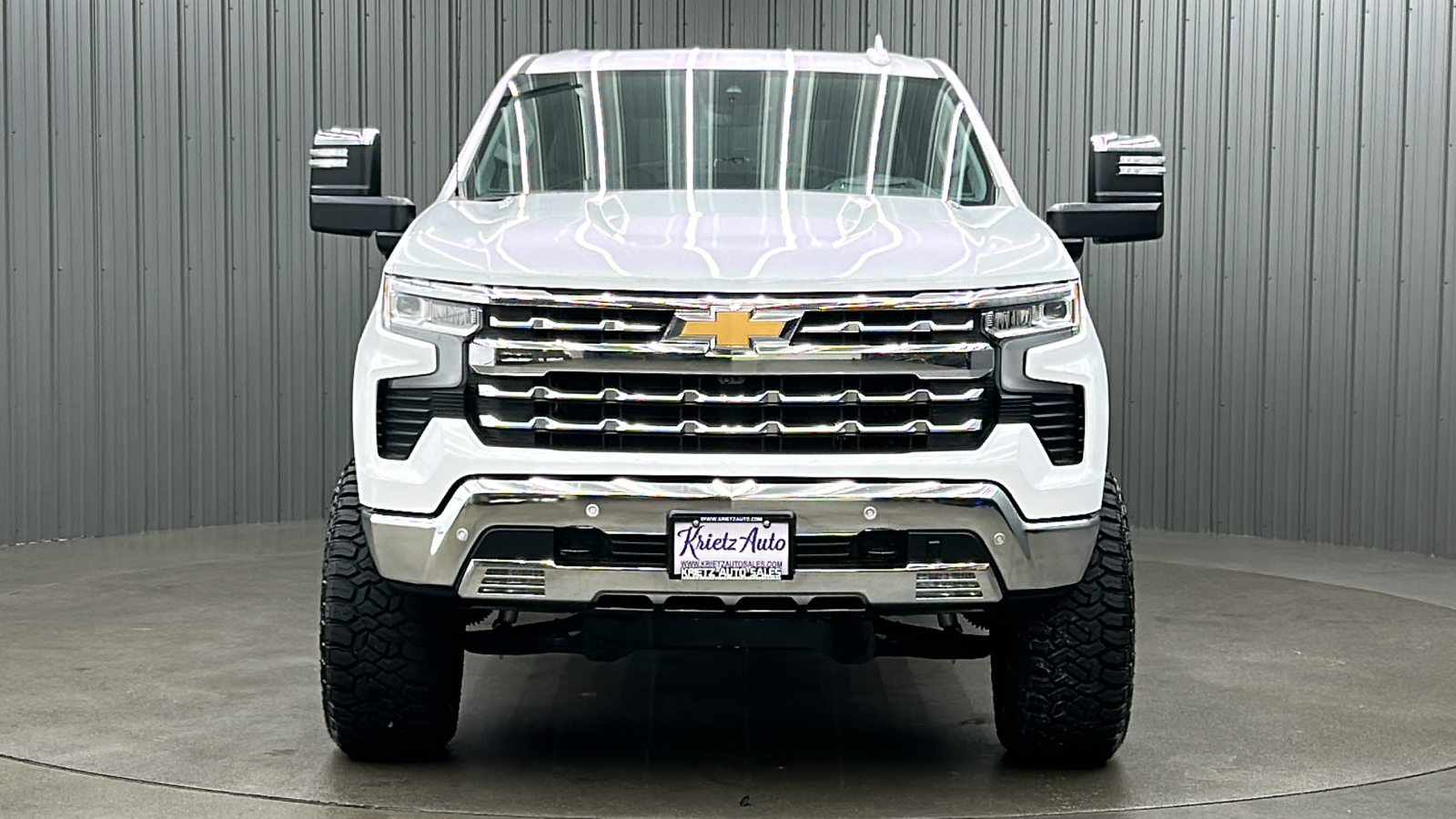 2024 Chevrolet Silverado 1500 LTZ 8