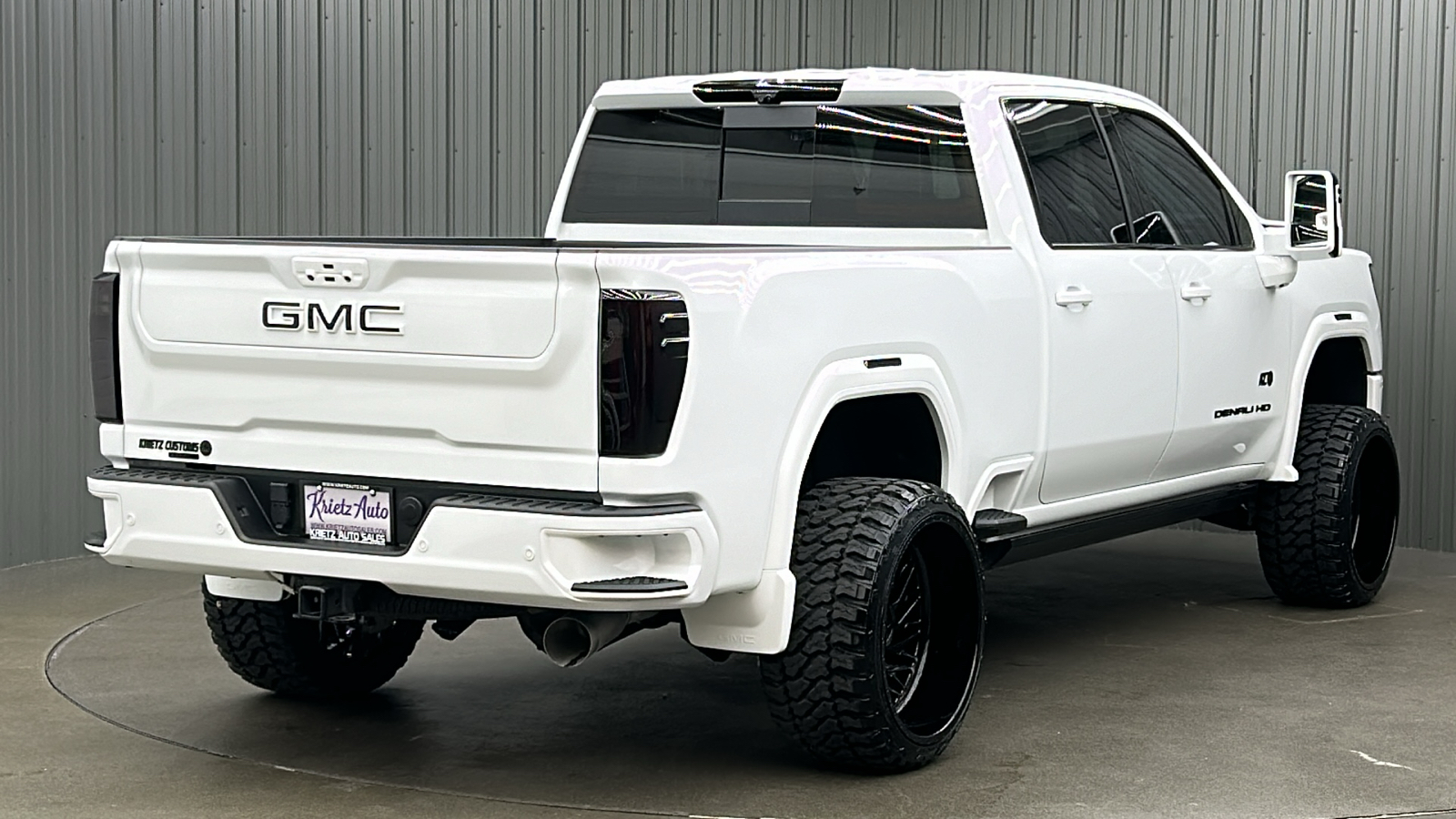 2024 GMC Sierra 3500HD Denali Ultimate 5