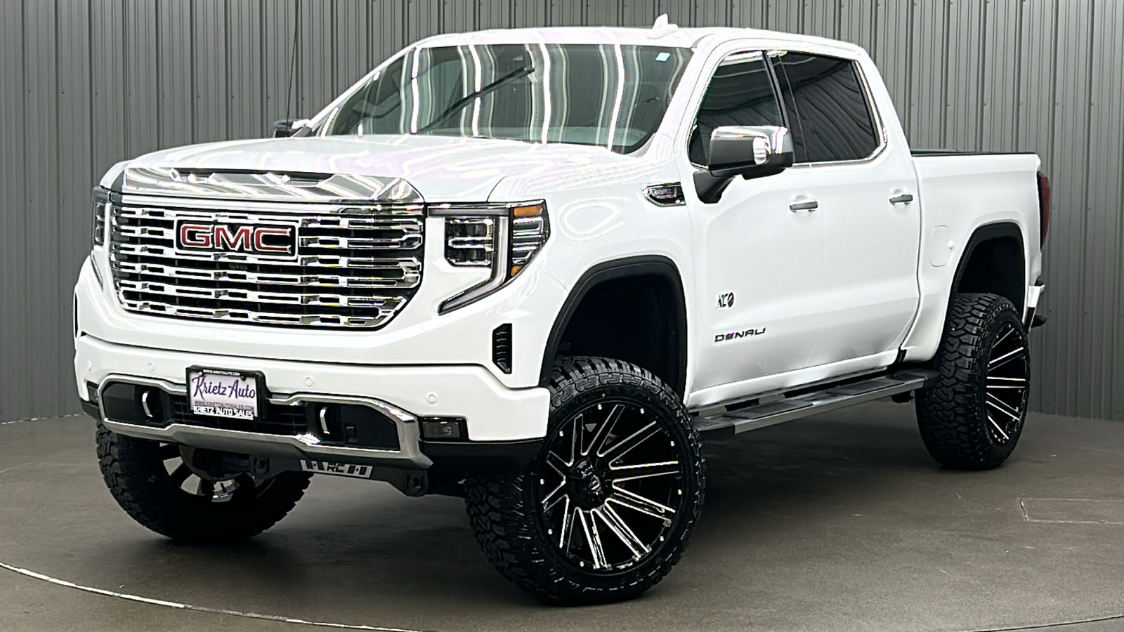 2024 GMC Sierra 1500 Denali 1