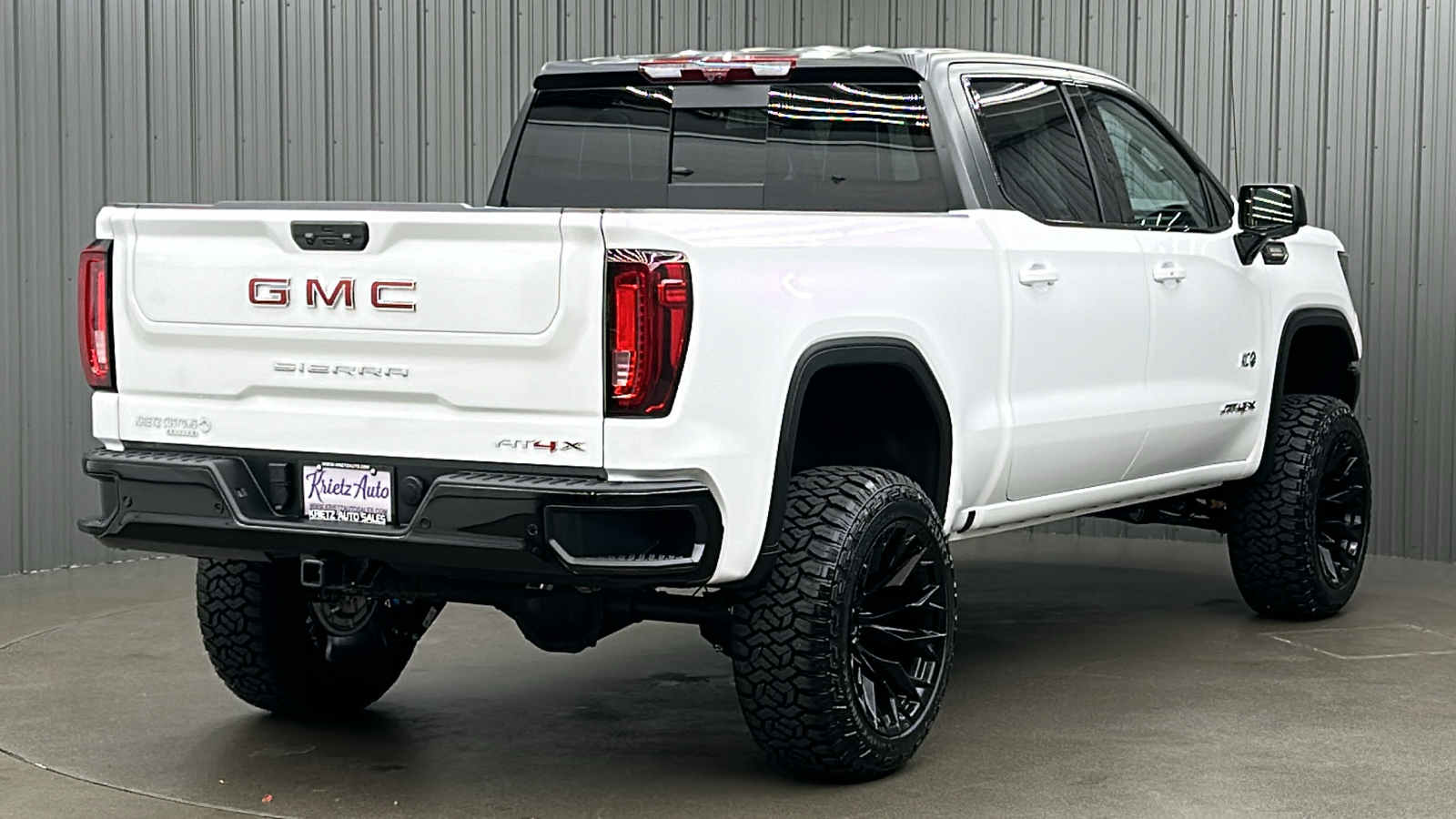 2024 GMC Sierra 1500 AT4X 5