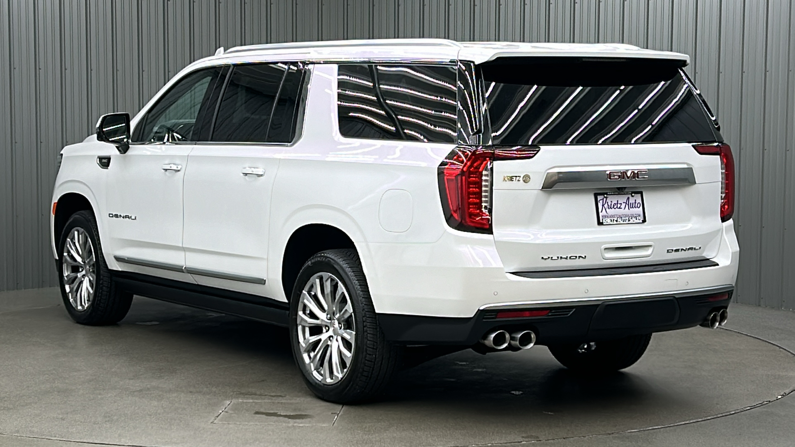 2024 GMC Yukon XL Denali 3