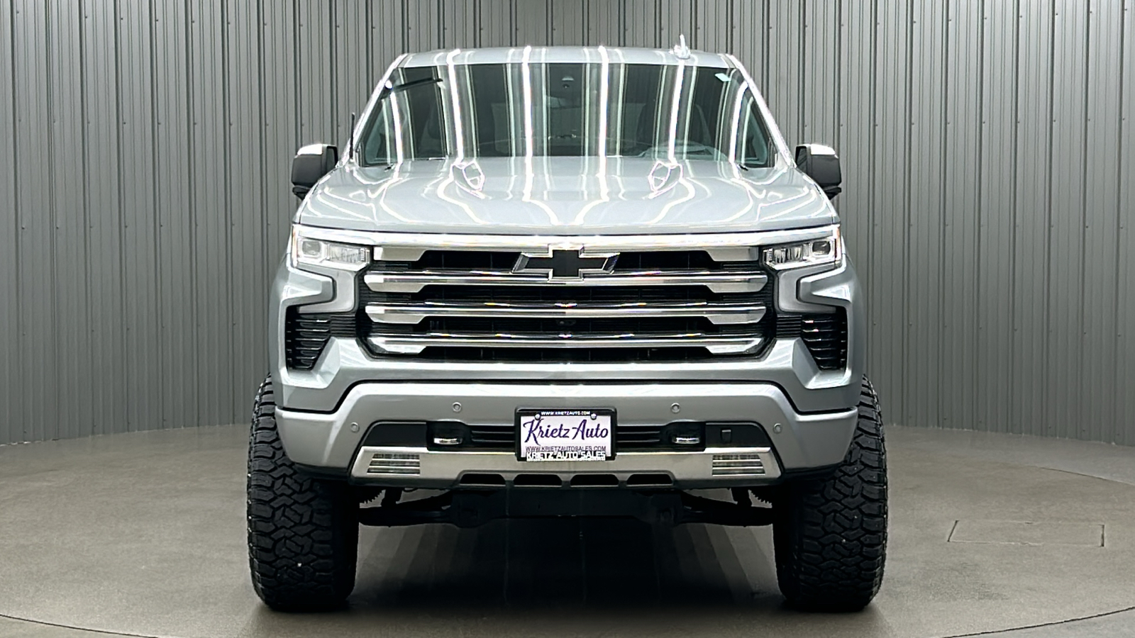 2023 Chevrolet Silverado 1500 High Country 8