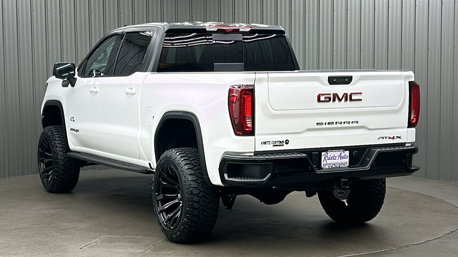 2024 GMC Sierra 1500 AT4X 3