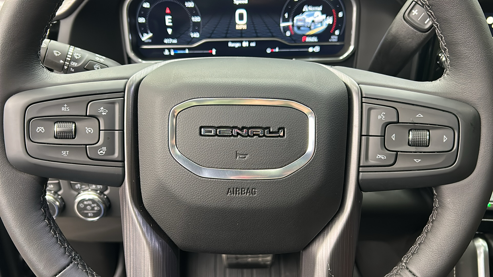 2024 GMC Sierra 2500HD Denali Ultimate 29