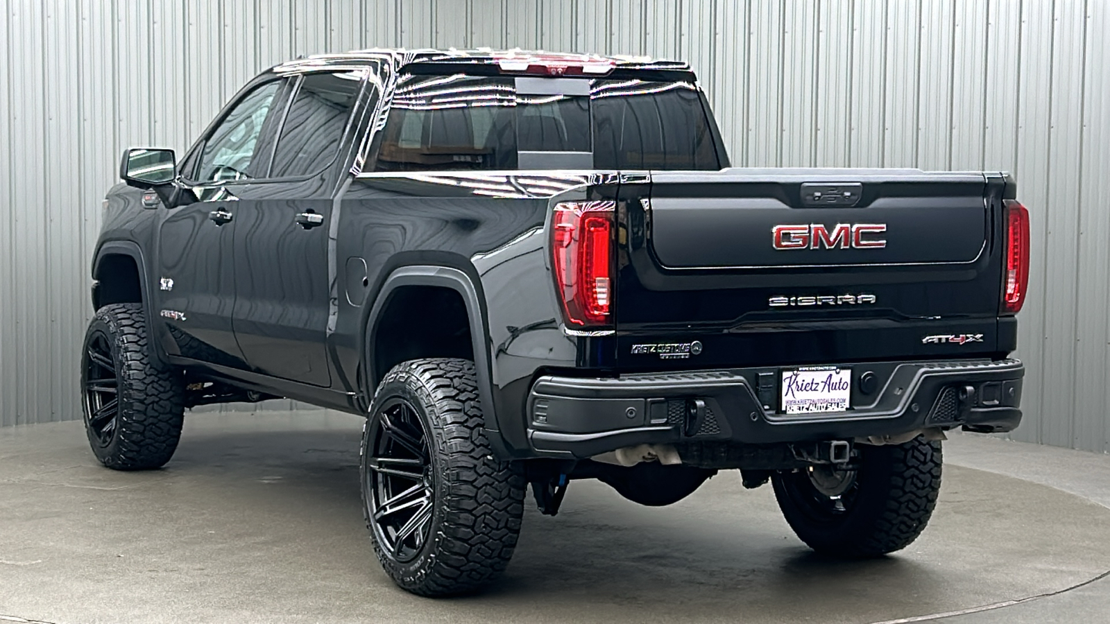 2023 GMC Sierra 1500 AT4X 3