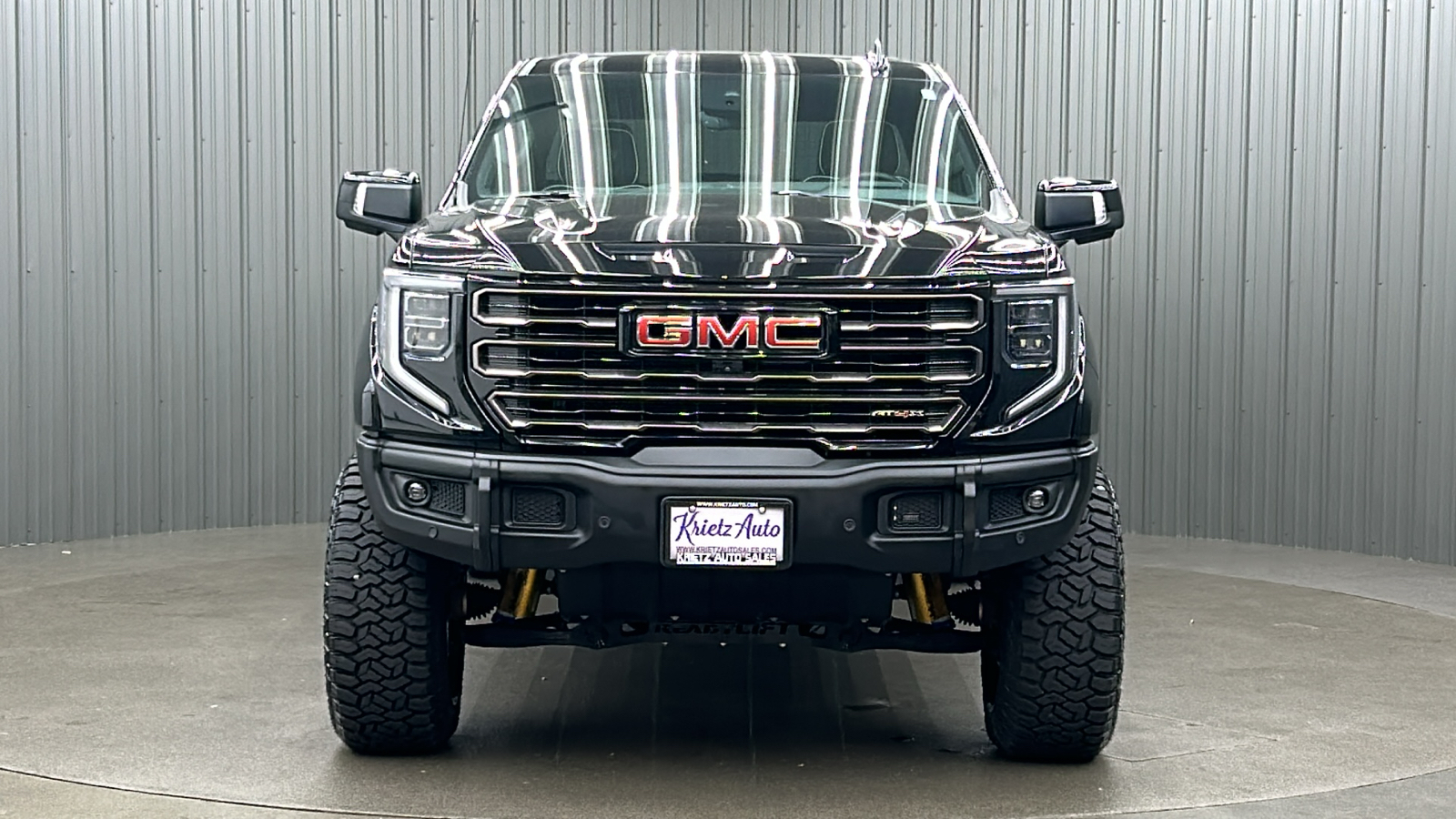 2023 GMC Sierra 1500 AT4X 8