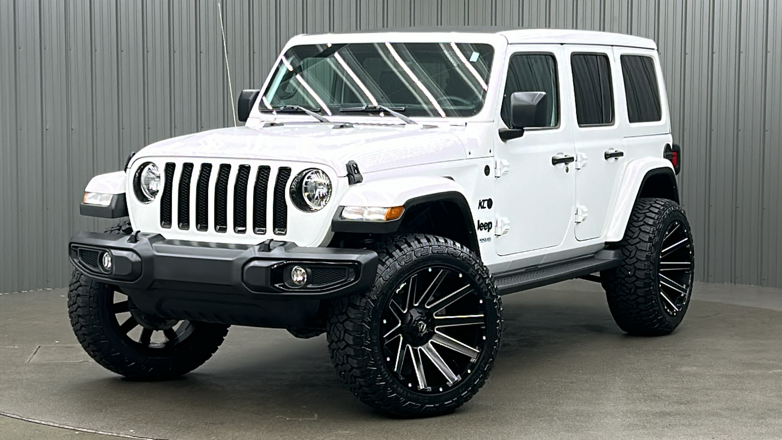 2022 Jeep Wrangler Unlimited Sahara Altitude 1