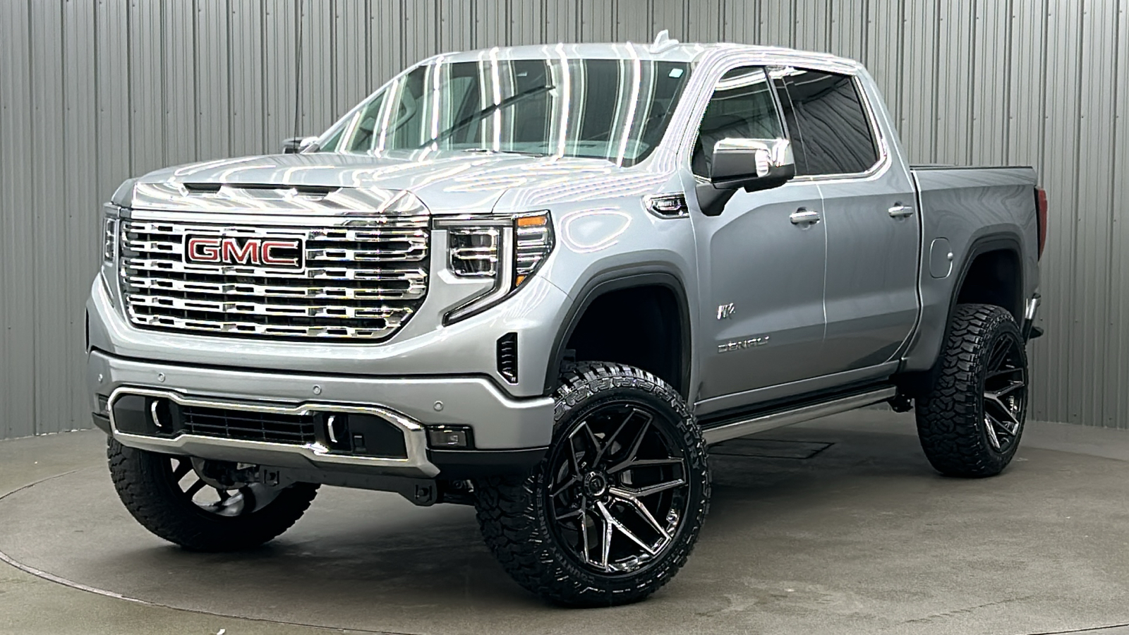 2024 GMC Sierra 1500 Denali 1