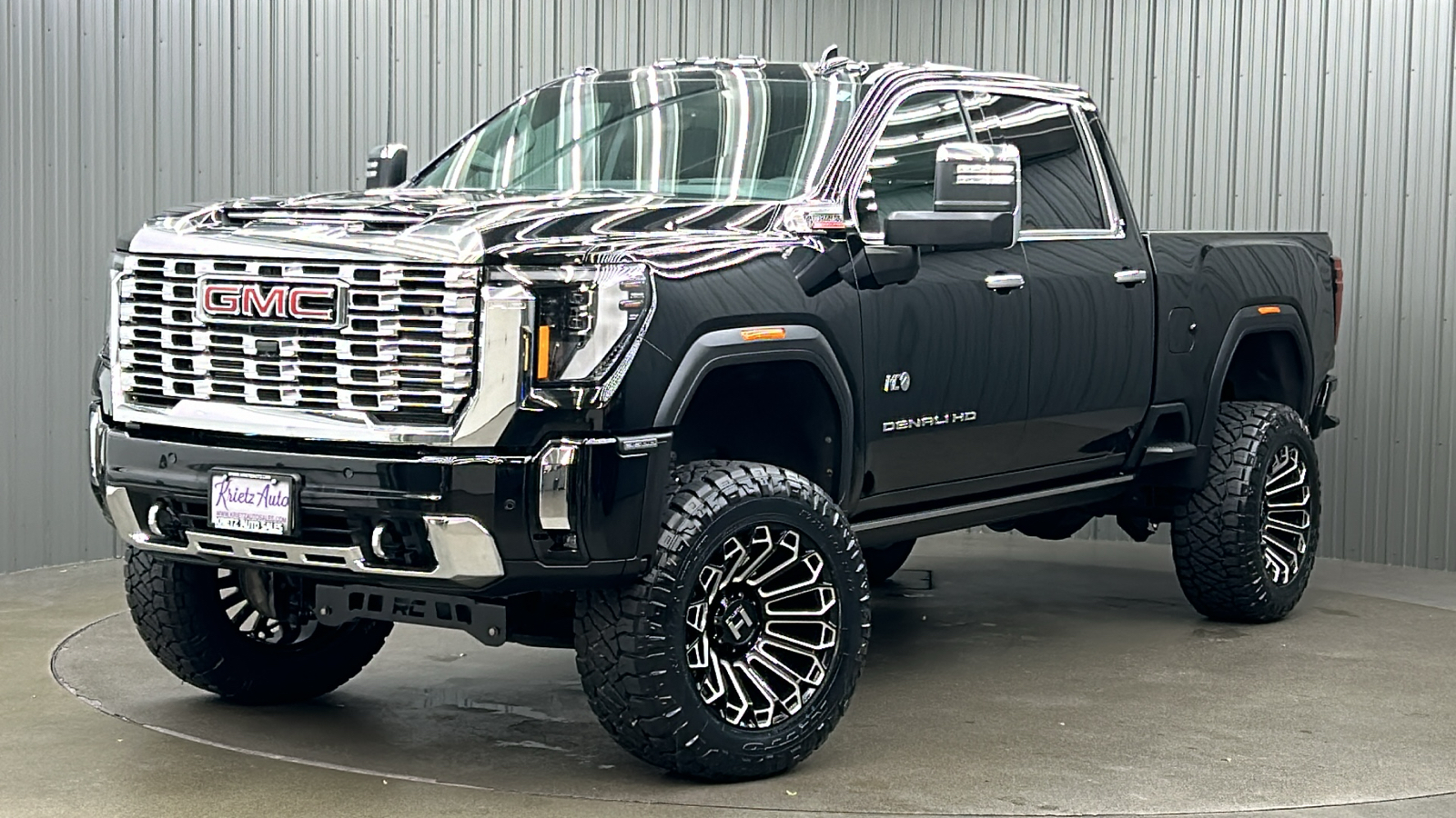 2024 GMC Sierra 3500HD Denali 1