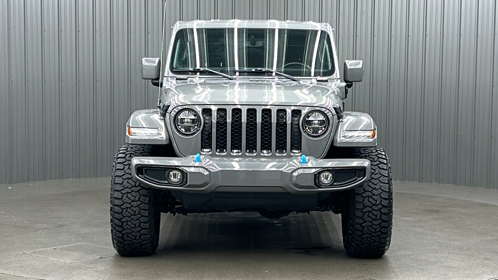 2022 Jeep Wrangler Unlimited Sahara 4xe 8