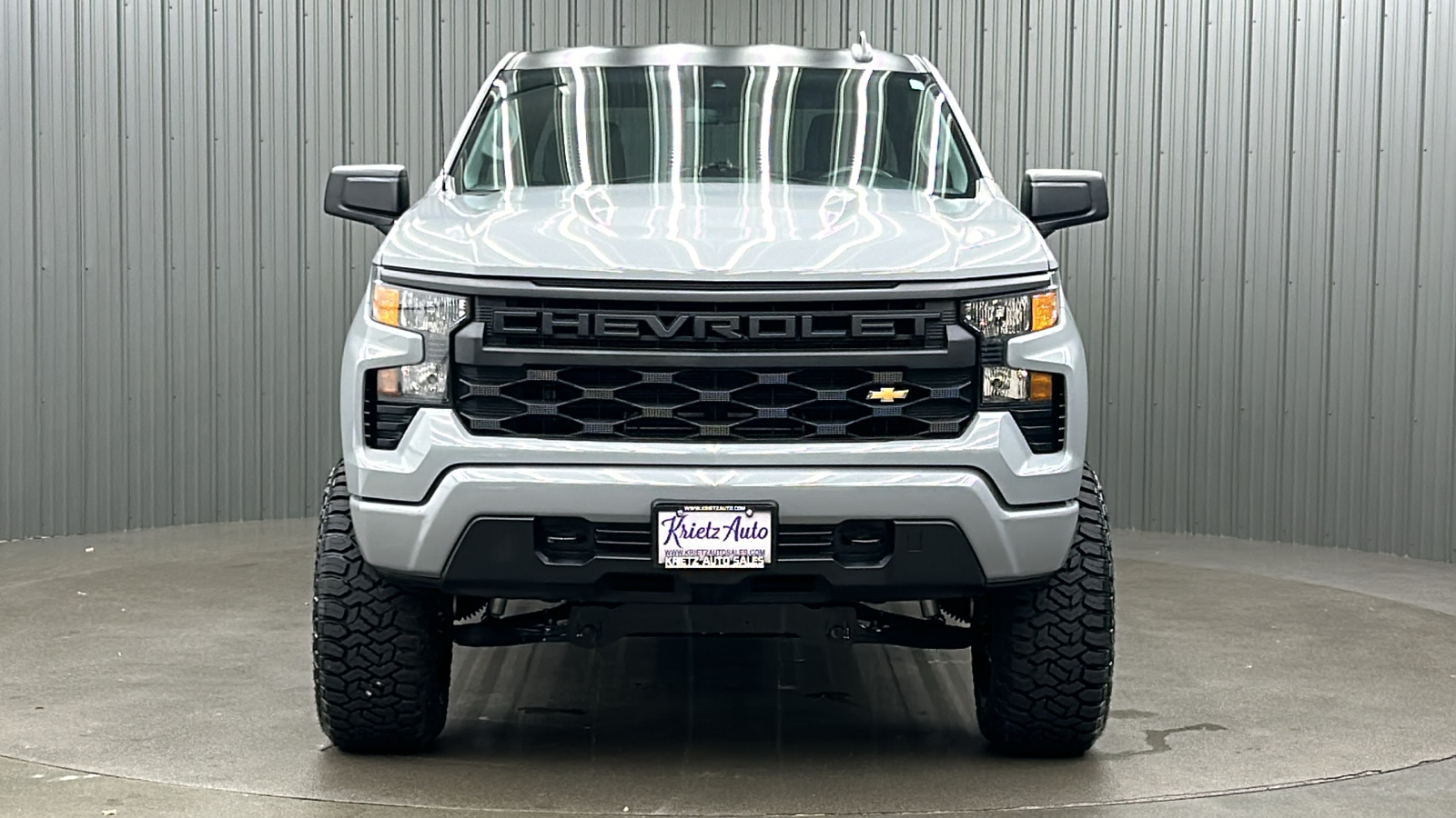 2024 Chevrolet Silverado 1500 Custom 8