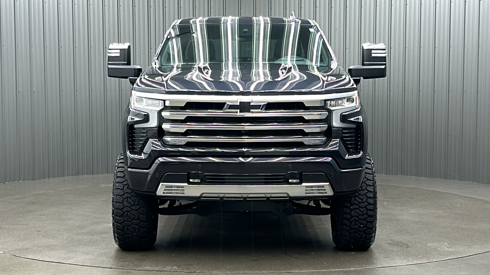 2023 Chevrolet Silverado 1500 High Country 8