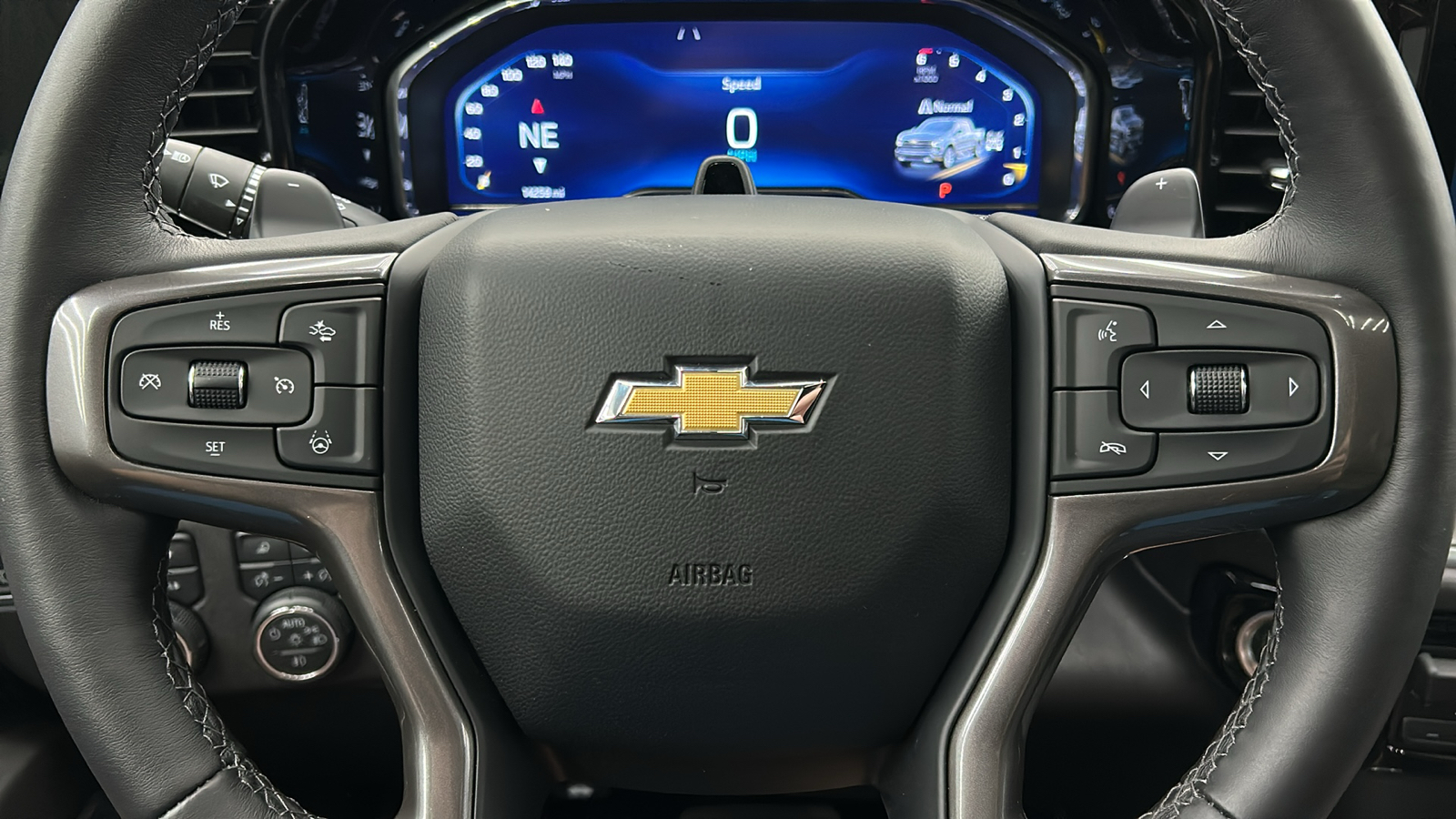 2023 Chevrolet Silverado 1500 High Country 28