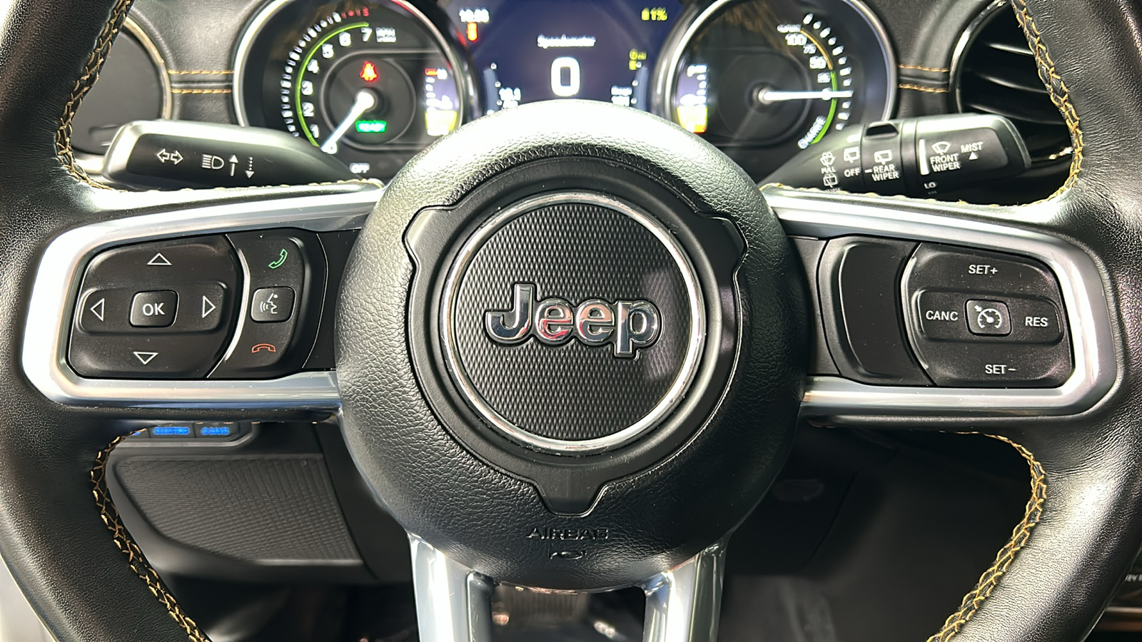 2022 Jeep Wrangler Unlimited Sahara 4xe 28