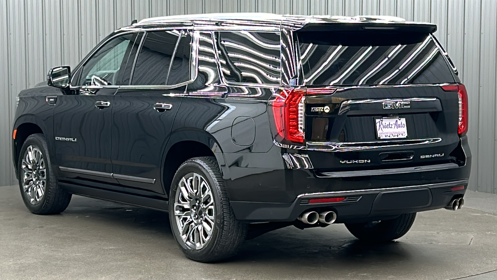 2024 GMC Yukon Denali Ultimate 3