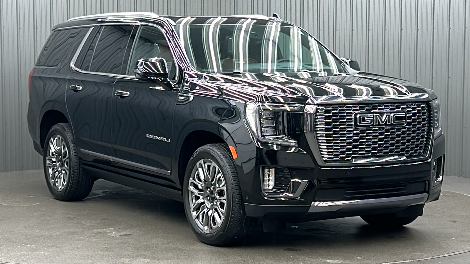 2024 GMC Yukon Denali Ultimate 7