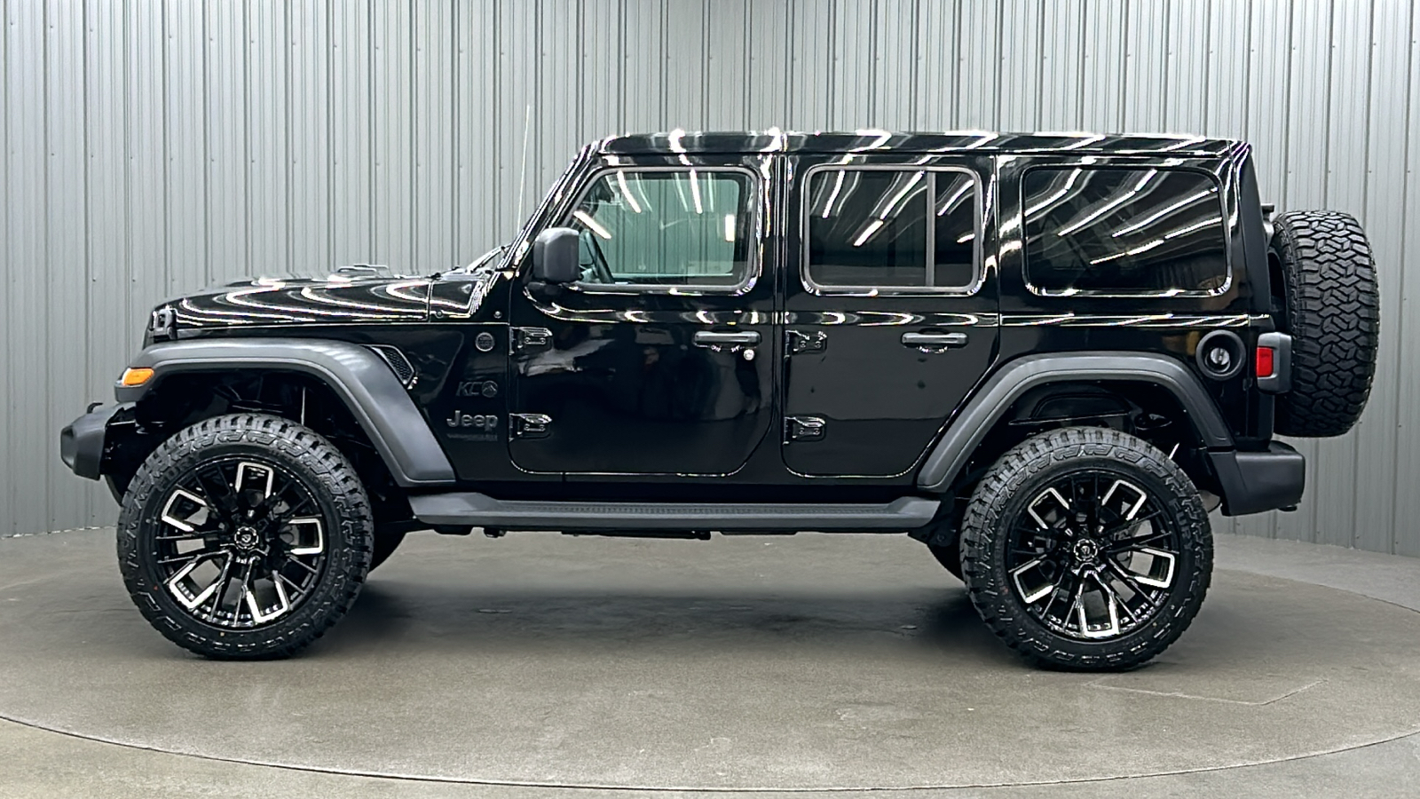 2022 Jeep Wrangler Unlimited Sport Altitude 2