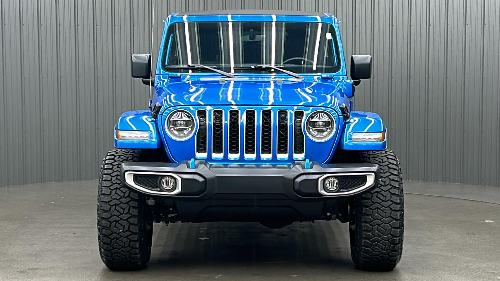 2022 Jeep Wrangler Unlimited Sahara 4xe 8