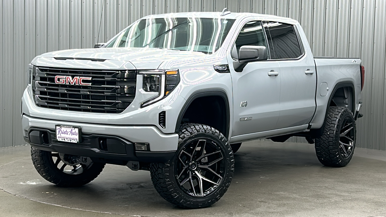 2024 GMC Sierra 1500 Elevation 1