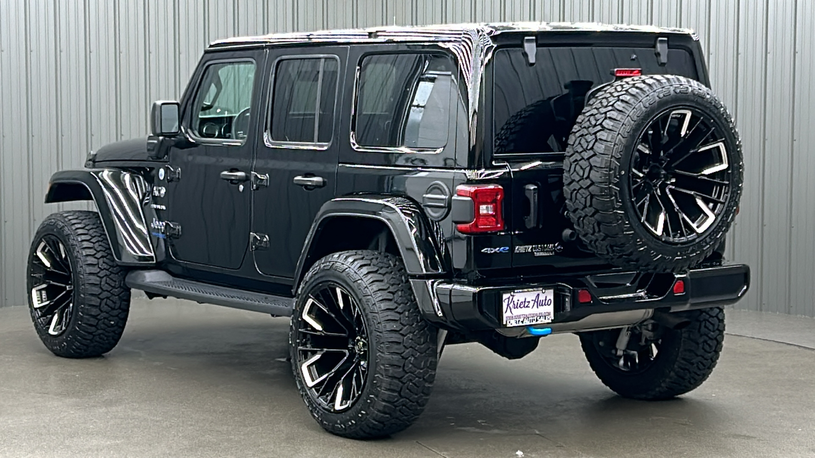 2022 Jeep Wrangler Unlimited Sahara 4xe 3