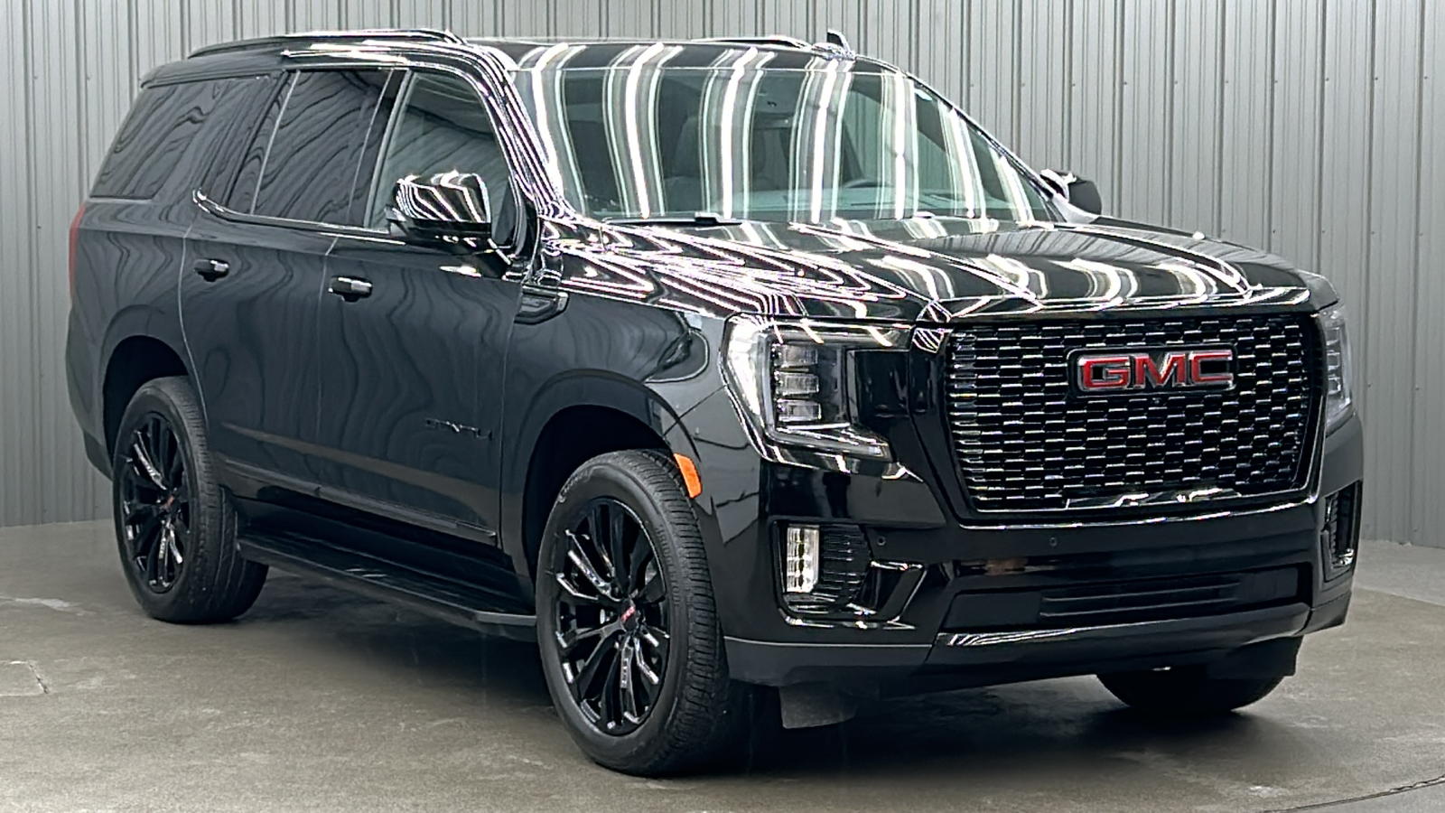 2024 GMC Yukon Denali 7