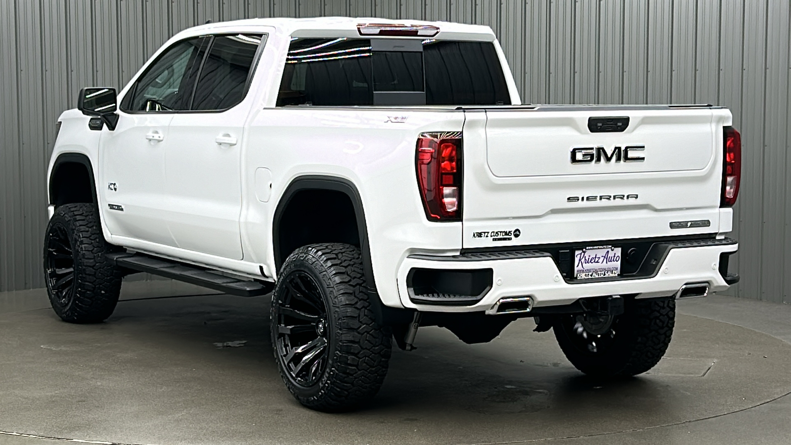 2023 GMC Sierra 1500 Elevation 3