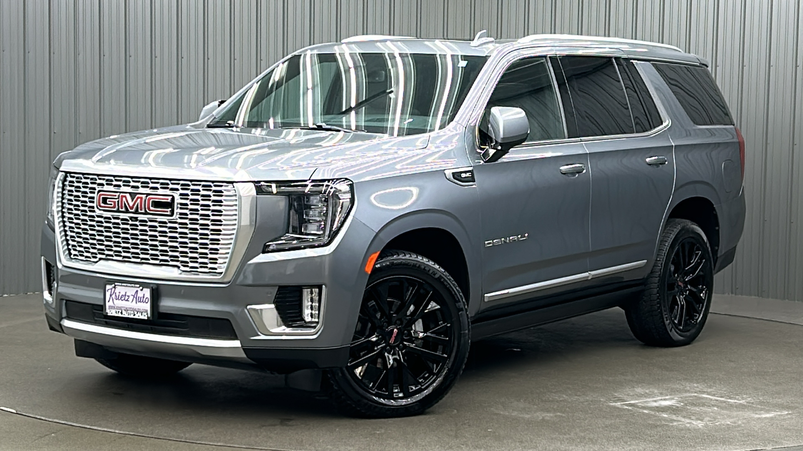 2022 GMC Yukon Denali 1