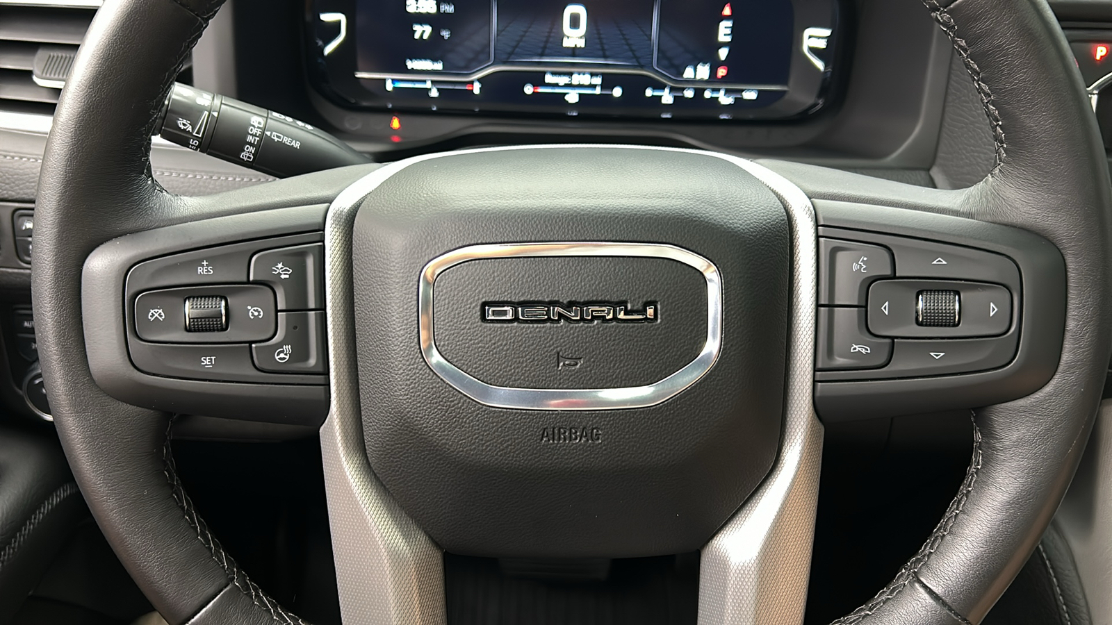 2022 GMC Yukon Denali 22