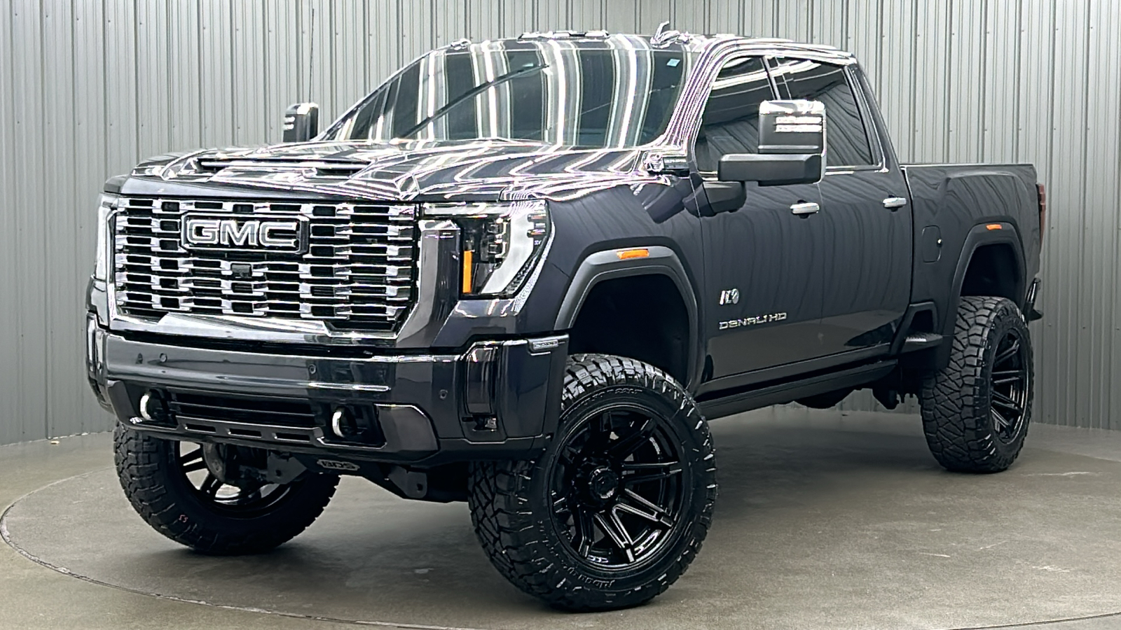 2024 GMC Sierra 2500HD Denali Ultimate 1