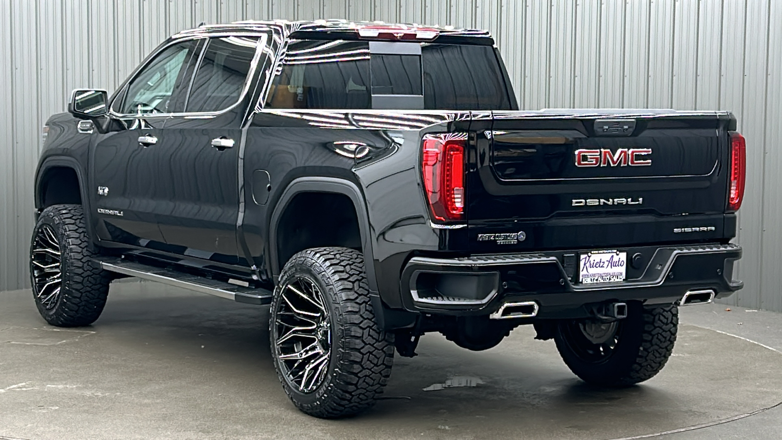 2023 GMC Sierra 1500 Denali 3