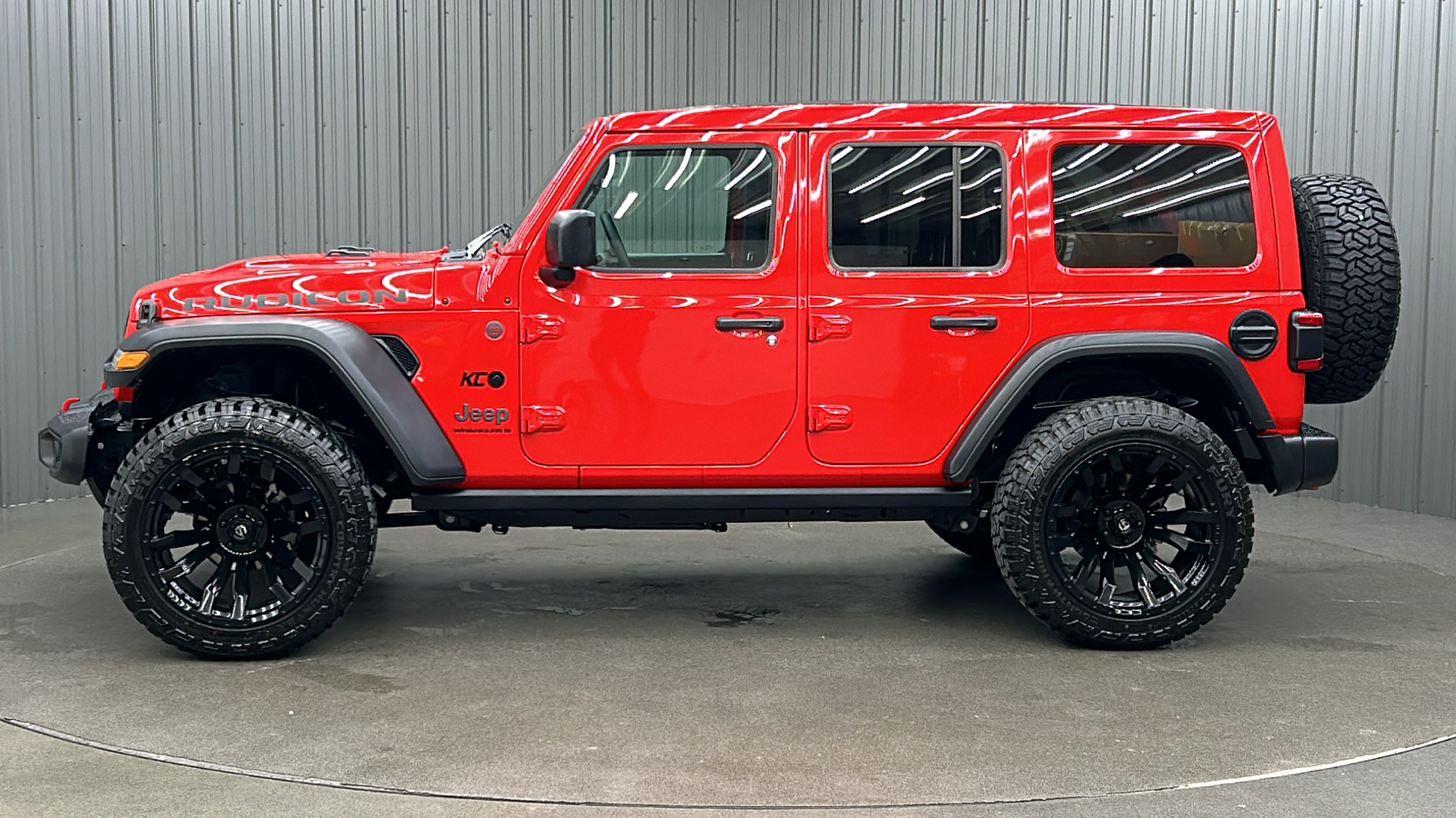 2024 Jeep Wrangler Rubicon 2