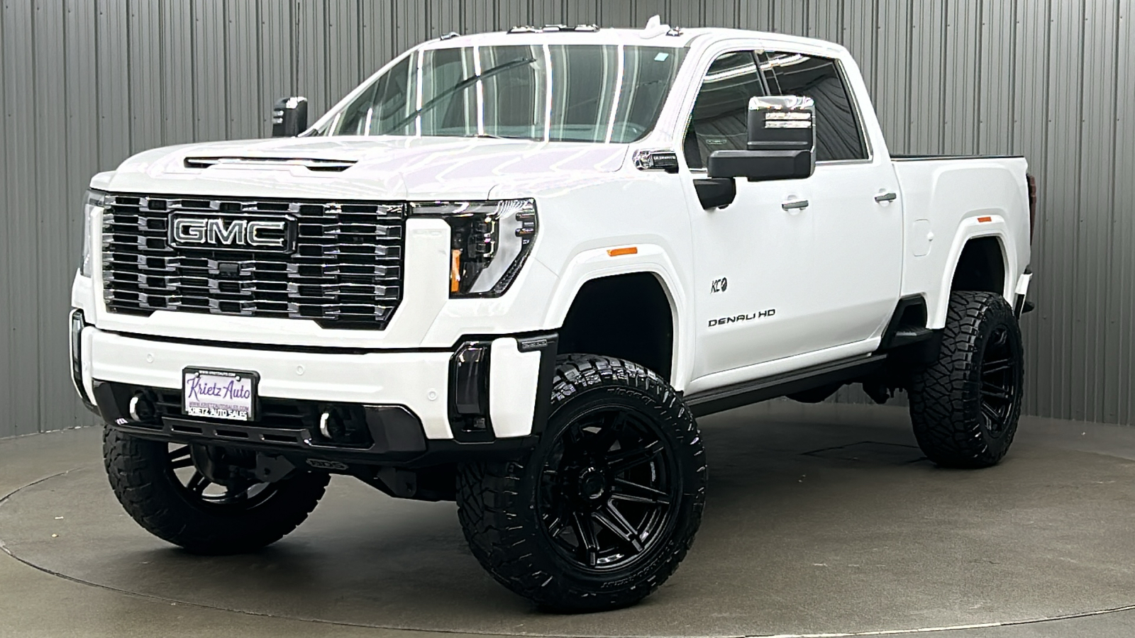 2024 GMC Sierra 2500HD Denali Ultimate 1