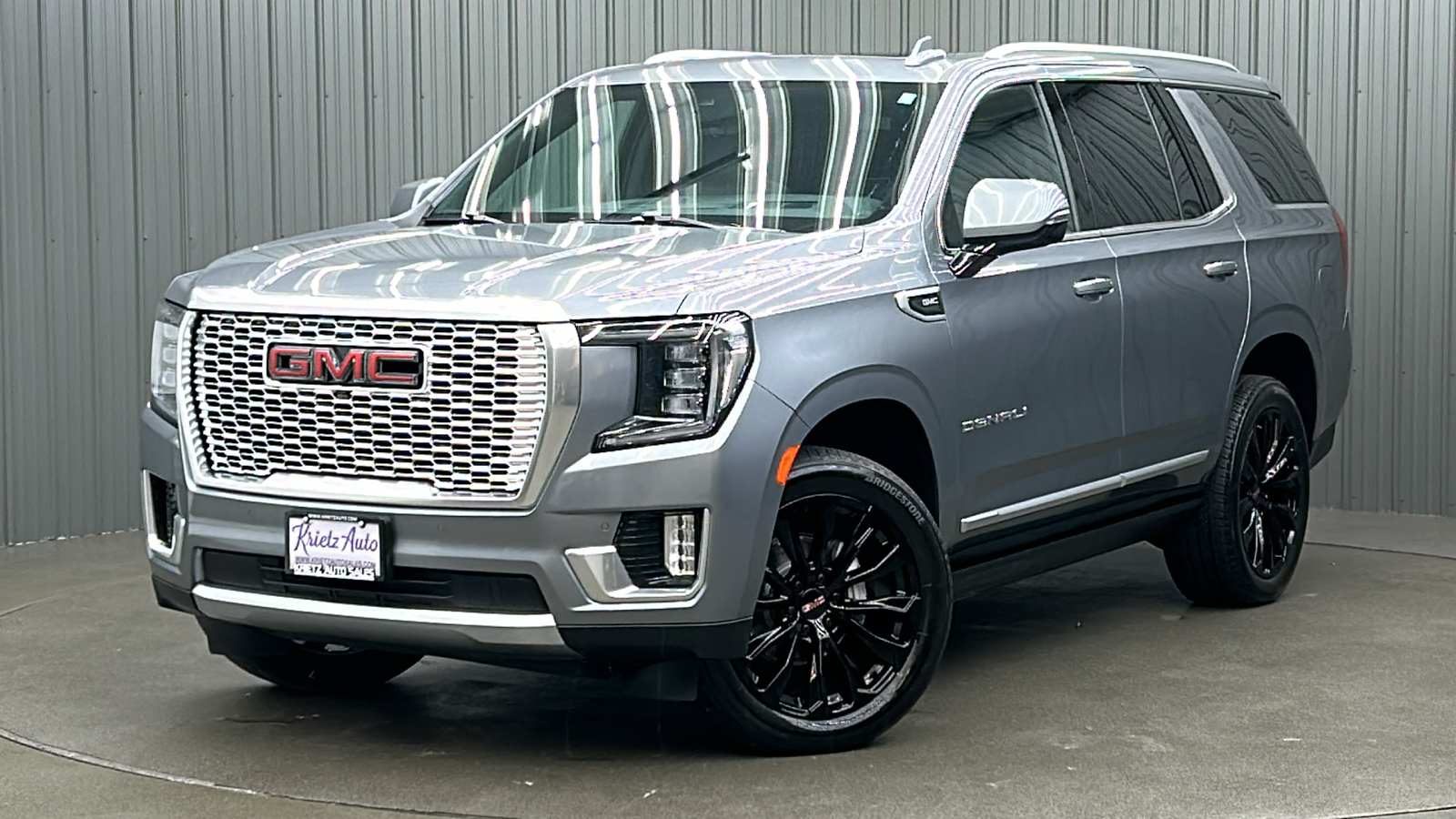 2021 GMC Yukon Denali 1