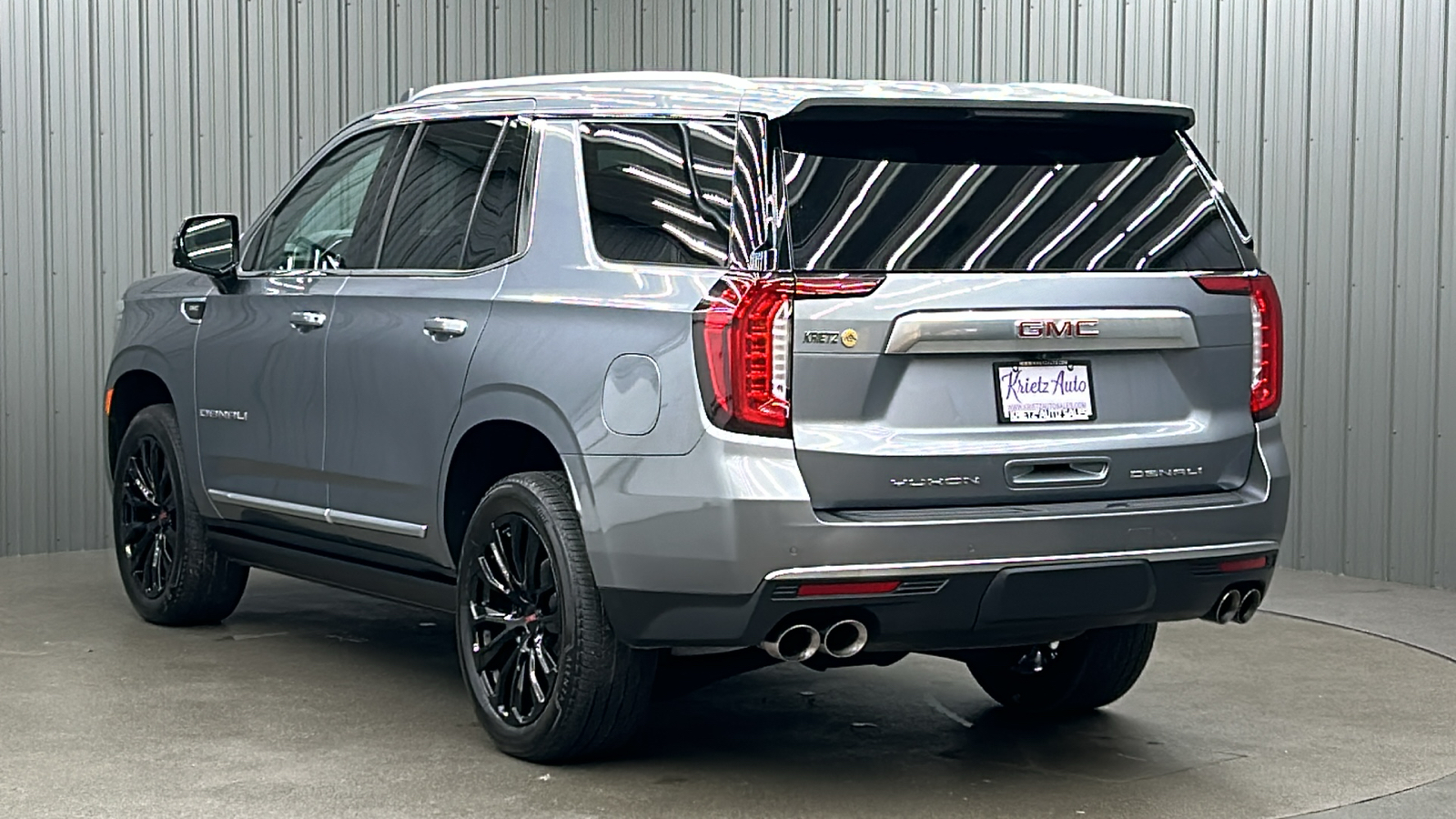 2021 GMC Yukon Denali 3